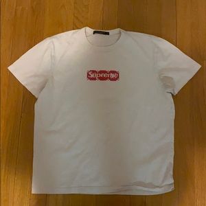 Lv supreme t